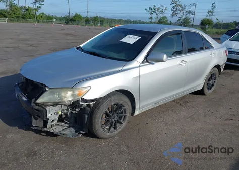 2011 Toyota Camry Le z USA, uszkodzony, nr VIN 4T1BF3EK9BU690874